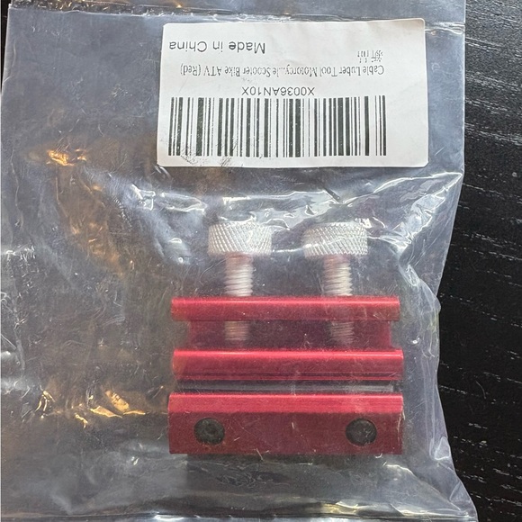 Red Electronics Tool Clamp - Picture 1 of 3